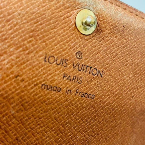 LV Wallet - Picture 4 of 11